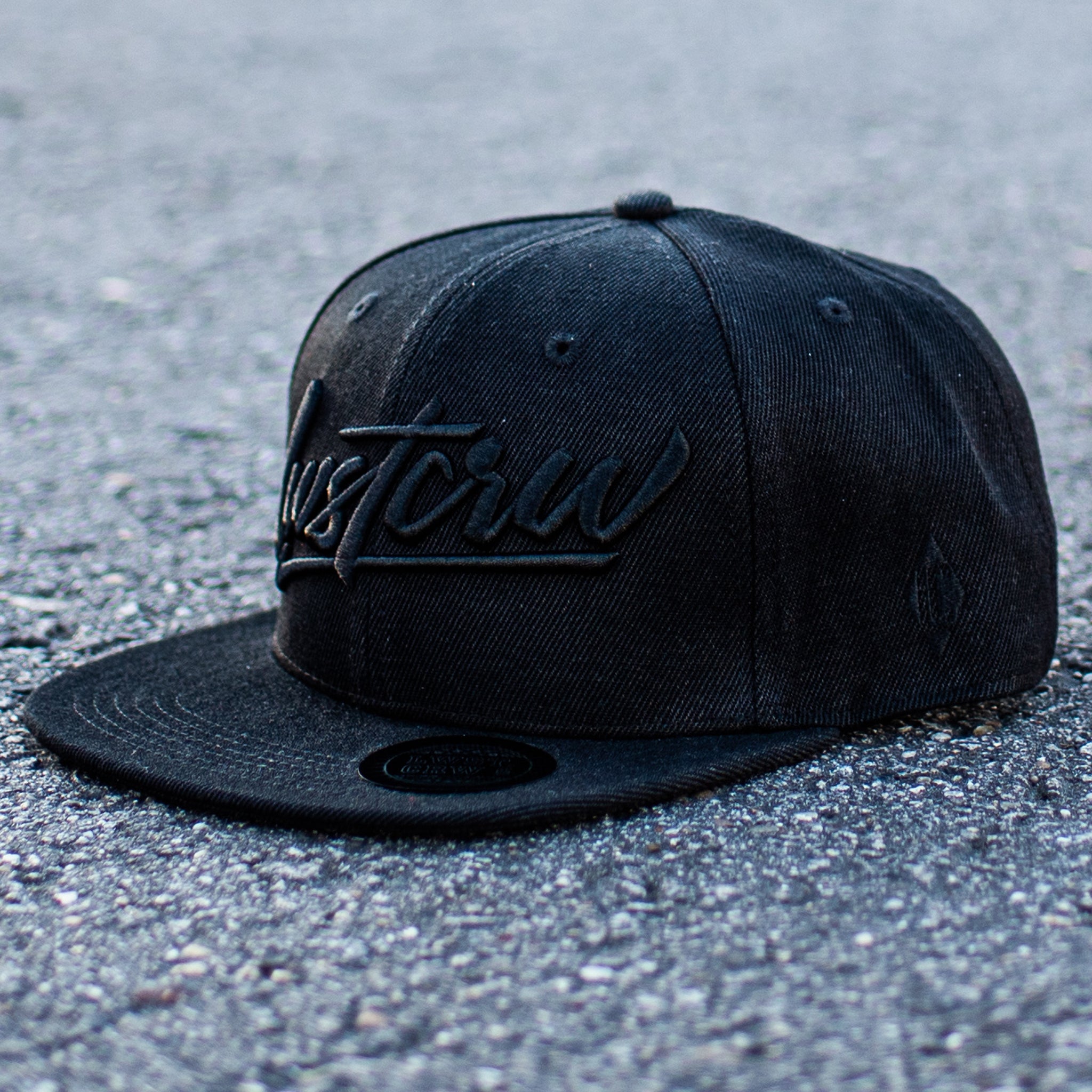 Snapback - "ALL BLACK"